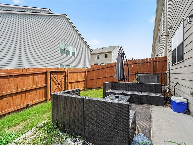 7740 Baron Rd — Photo 24