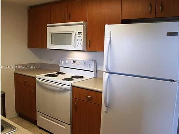 2nd image of 816 NW 11th St APT 1108