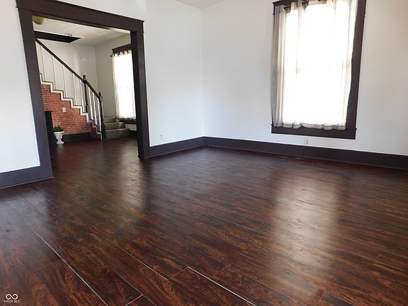 3rd image of 1047 Meridian St