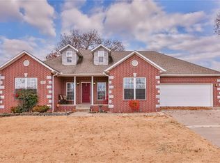 5003 Cortney Cir, Siloam Springs, AR 72761