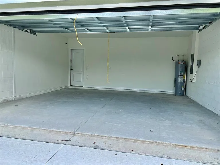 308 Sofia Ln — Photo 36