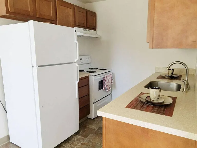 Birch Meadow Apartments — Photo 9