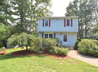 27 Rumford Rd, Norton, MA 02766