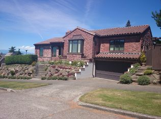 4216 W Barrett St, Seattle, WA 98199