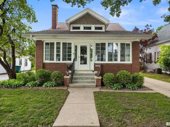 2228 W Moss Ave, West Peoria, IL 61604