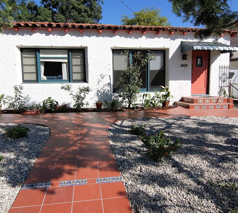 1st image of 2034 N El Molino Ave