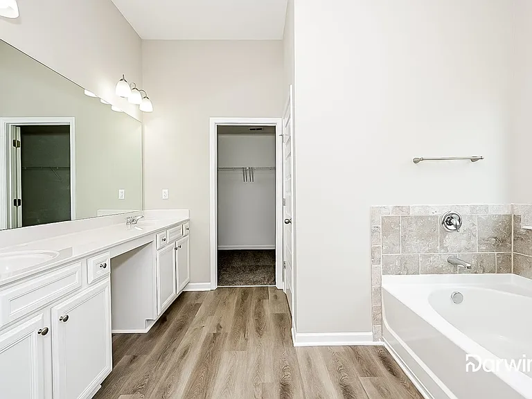 3157 Alhambra Cir — Photo 12