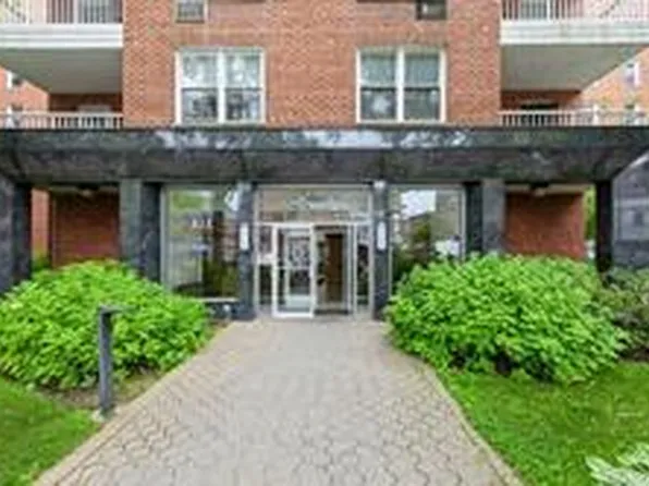 42-65 Kissena Blvd #107, Queens, NY 11355