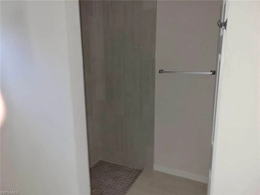 3 bed, 2.0 bath, 1505 sqft, $1,900 — Photo 4