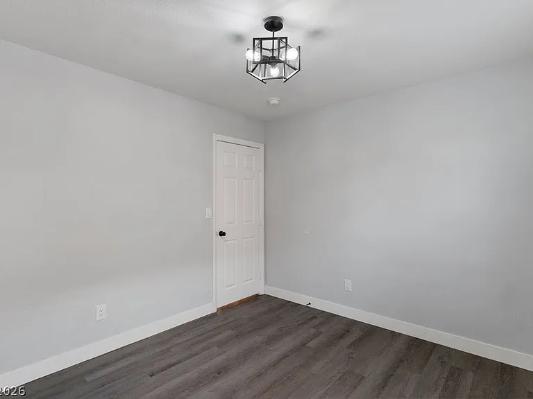 6924 Ghost Ranch Ave — Photo 35
