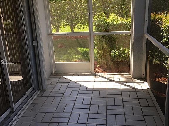 5th image of 500 SE 21st Ln #500