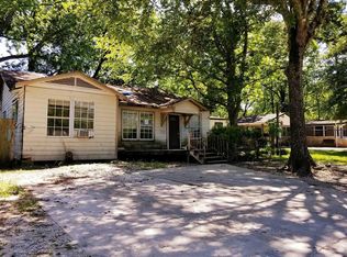 5810 Parker Rd, Houston, TX 77016