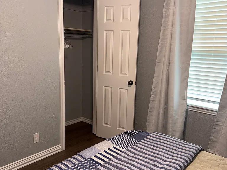 1043 Blaylock Cir S — Photo 20