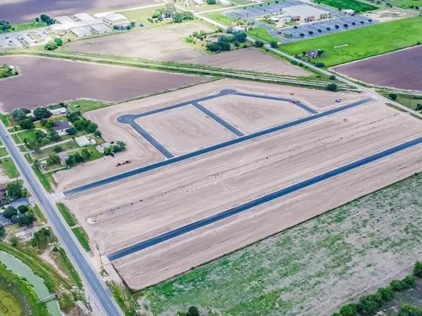 37 Charity Cir, La Feria, TX 78559