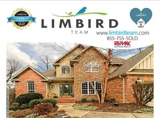 8 Copperfield, Bentonville, AR 72712