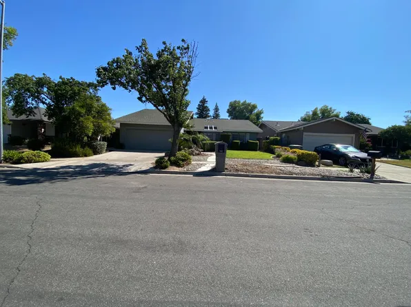 8296 N Raisina Ave, Fresno, CA 93720