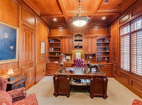 5th image of 202 Quillin Ct