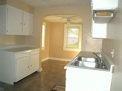 5th image of 66 Sandhurst Dr
