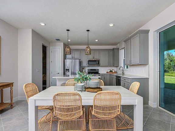 Open Concept Cafe and Kitchen