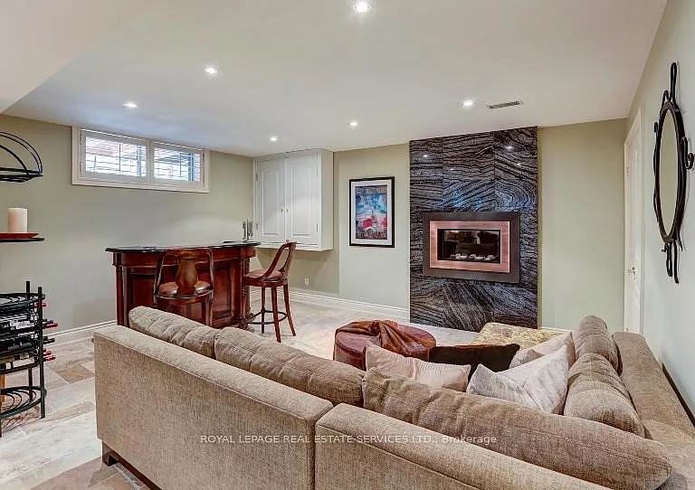 52 Herne Hl — Photo 36