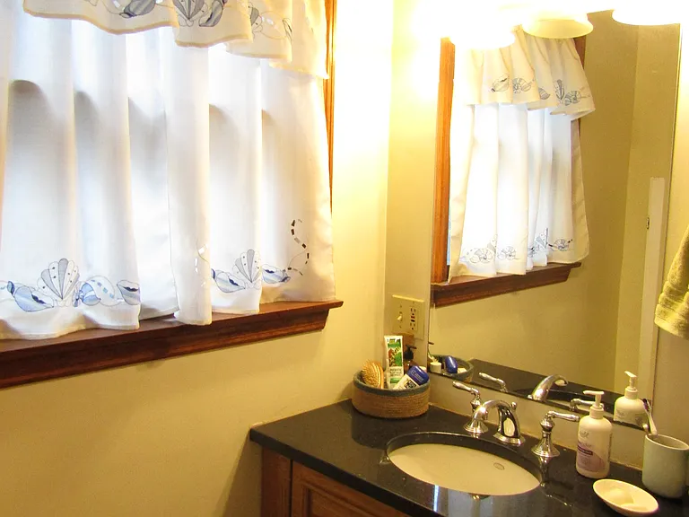 561 Hope St #1 — Photo 12