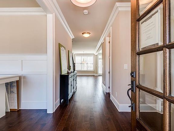 3rd image of 3402 Bryerstone Cir SE