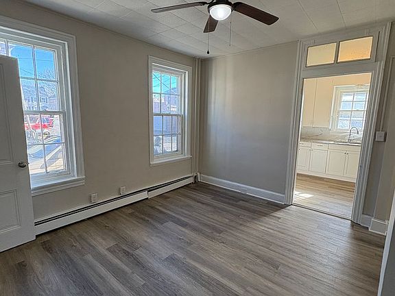3rd image of 62 N Franklin St APT 5
