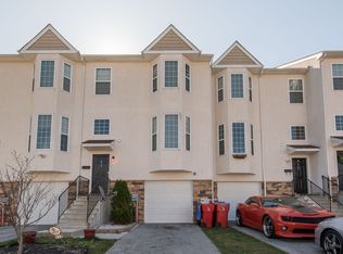 918 Thomas St, Norristown, PA 19401