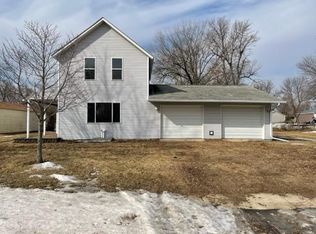 311 Parnell St, Iona, MN 56141