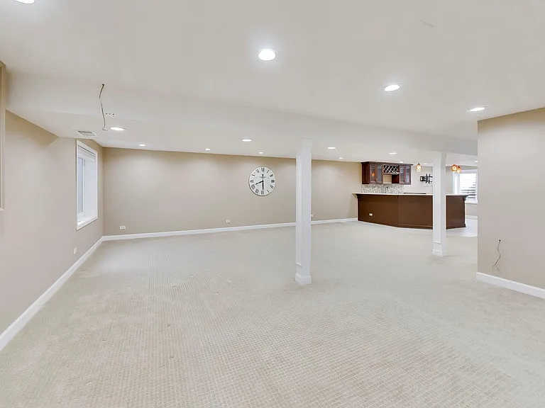 501 Tuscany Dr — Photo 34