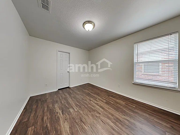 10032 Cougar Trl — Photo 19