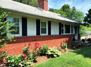 15504 Bond Mill Rd, Laurel, MD 20707