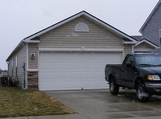 2472 Middle View Dr, Columbus, IN 47201