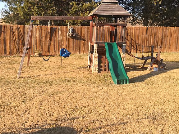 4th image of 5200 Piedmont Dr
