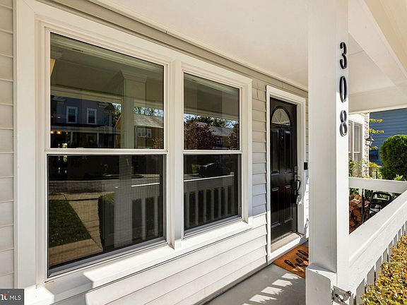 3rd image of 308 Laverne Ave