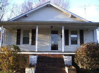 208 Ridgecrest St, Thomasville, NC 27360