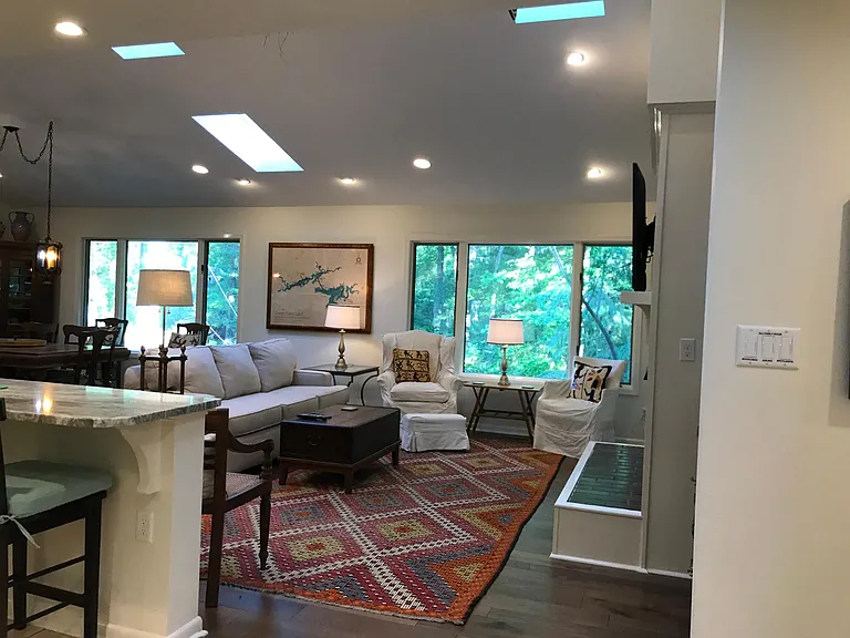 230 Cedar Pl — Photo 8