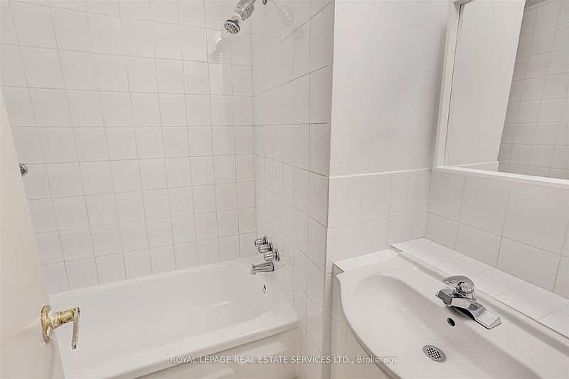 Toronto House for rent - 3 Bedrooms — photo 15