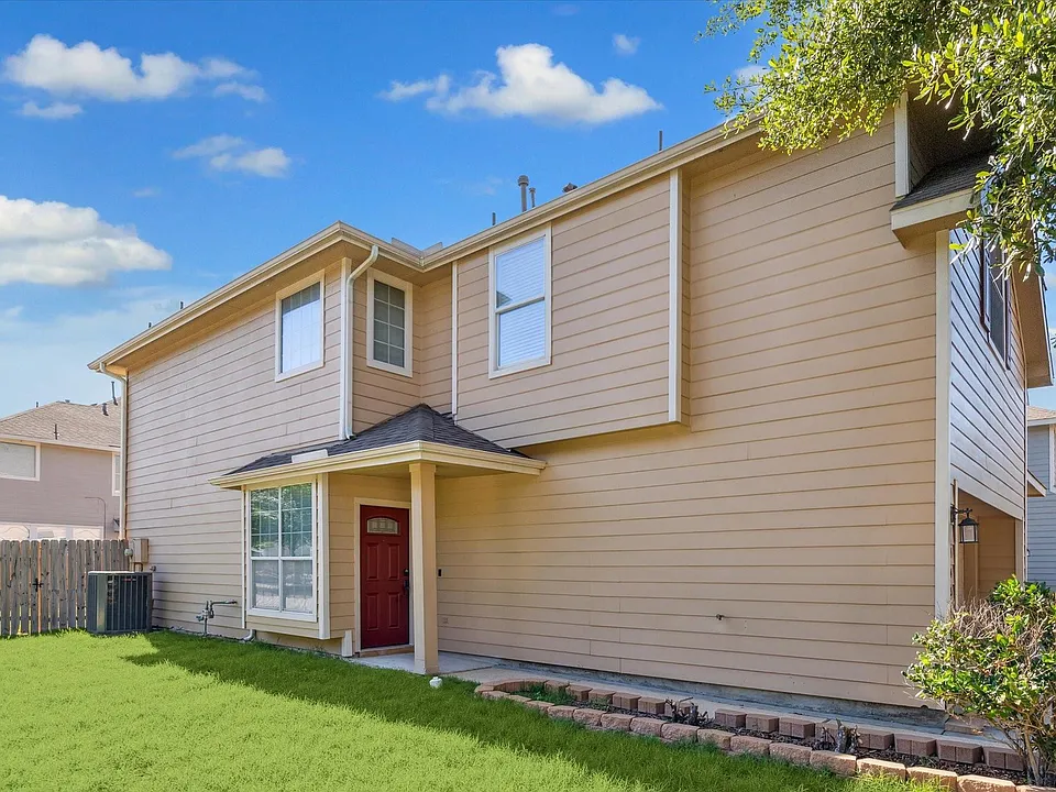 14307 Mirkwood Ln