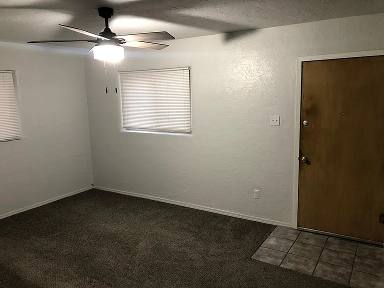 7425 Sky Court Cir NE — Photo 4
