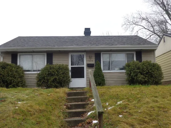2018 S Gertrude St, South Bend, IN 46613