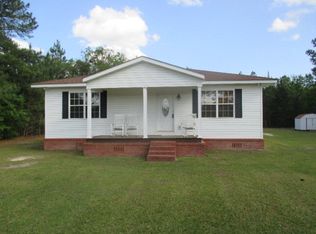 47 Cathy Ln NE, Ludowici, GA 31316