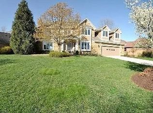 111 Edgewater Dr, Noblesville, IN 46062
