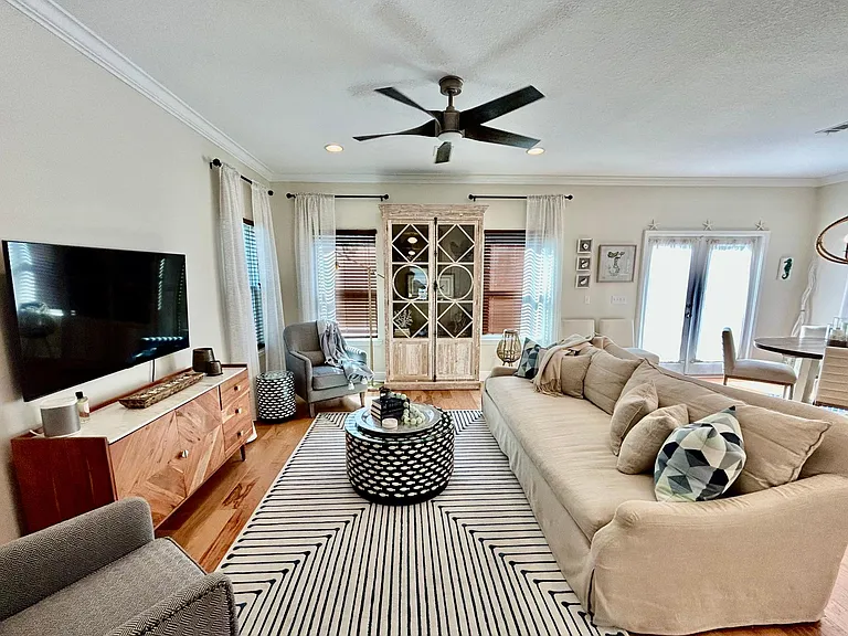62 W Shore Pl — Photo 4
