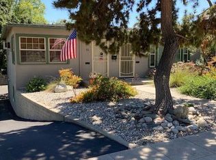82 W Laurel Ave, Sierra Madre, CA 91024