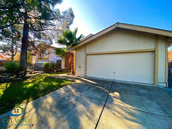 3rd image of 3087 Oldwood Ct