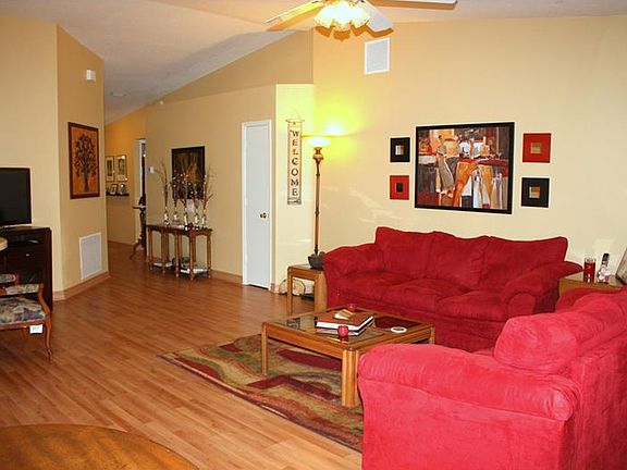 5th image of 7415 Becky Thatcher Ln
