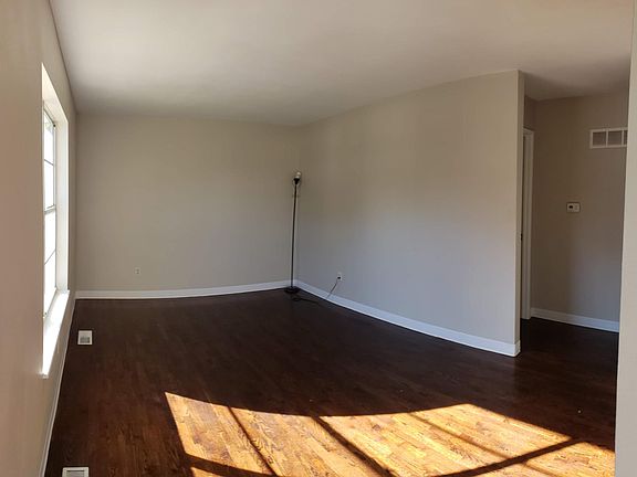 4th image of 8591 North Ave