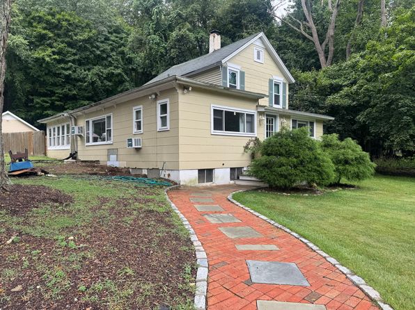 72 N Country Rd