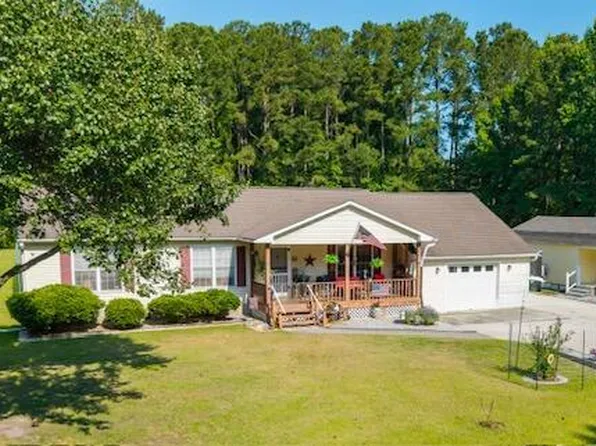 9328 Doris Drive, Oriental, NC 28571